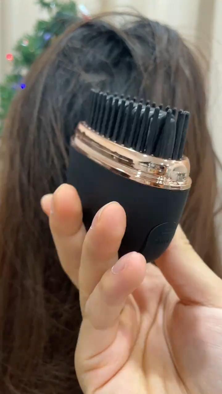 عرض رمضاني 🕌خاص بخصم❤️% 30-Wireless Mini Hair Straightening Comb – Portable, Rechargeable & Damage-Free Styling